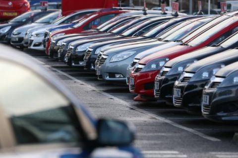 Σε αυξητική τάση οι πωλήσεις καινούργιων οχημάτων 