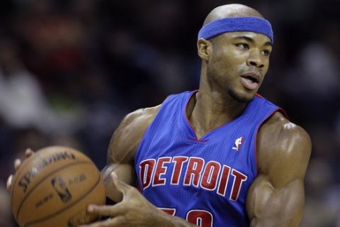 Detroit Pistons forward Corey Maggette plays during the first half of an NBA basketball game against the Memphis Grizzlies in Memphis, Tenn., Friday, Nov. 30, 2012. (AP Photo/Danny Johnston)