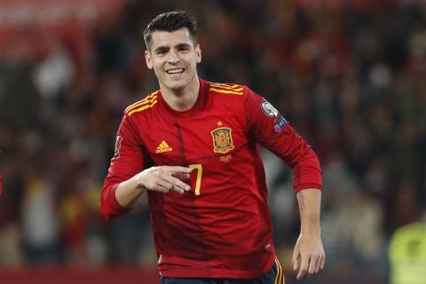 Ο Άλβαρο Μοράτα της Ισπανίας πανηγυρίζει γκολ που σημείωσε κόντρα στη Σουηδία για τους προκριματικούς ομίλους της ευρωπαϊκής ζώνης του Παγκοσμίου Κυπέλλου 2022 στο "Καρτούχα", Σεβίλλη | Κυριακή 14 Νοεμβρίου 2021