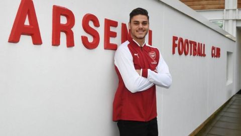 ST ALBANS, ENGLAND - JANUARY 02:  New Arsenal signing Konstantinos Mavropanos at London Colney on January 2, 2018 in St Albans, England.  (Photo by Stuart MacFarlane/Arsenal FC via Getty Images)