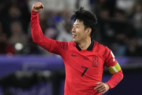 South Korea's Son Heung-min celebrates after scoring during the Asian Cup quarterfinal soccer match between Australia and South Korea at Al Janoub Stadium in Al Wakrah, Qatar, Friday, Feb. 2, 2024. (AP Photo/Thanassis Stavrakis)