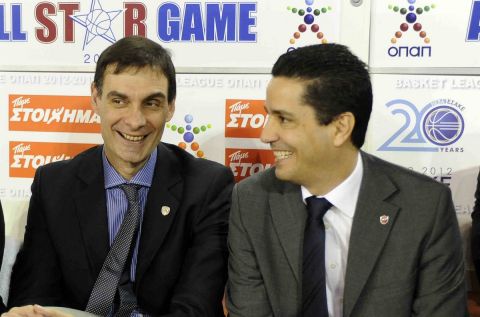 Ο Γιώργος Μπαρτζώκας και ο Γιάννης Σφαιρόπουλος, οι δυο συγχρονοι κορυφαίοι προπονητές του Ολυμπιακού