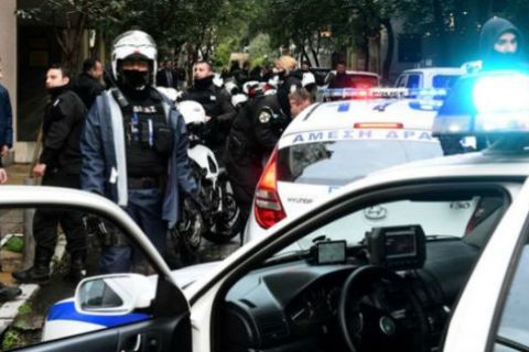 Πανιώνιος - Κολοσσός: Επεισόδια έξω από το γήπεδο, τραυματίστηκε αστυνομικός