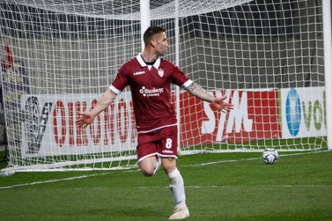 ΑΕΛ - Αστέρας 3-0: O Μιλοσάβλιεβιτς "καθάρισε" τους Αρκάδες