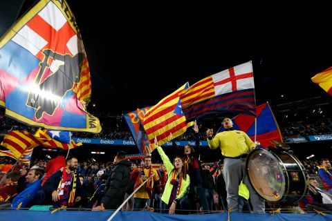 Φίλαθλοι της Μπαρτσελόνα σε στιγμιότυπο της αναμέτρησης με τη Θέλτα για τη La Liga 2019-2020 στο "Καμπ Νόου", Βαρκελώνη | Σάββατο 9 Νοεμβρίου 2019