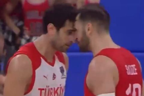EuroBasket 2022, Τουρκία - Γεωργία: Έστησαν καβγά και αποβλήθηκαν οι Κορκμάζ και Σανάτζε