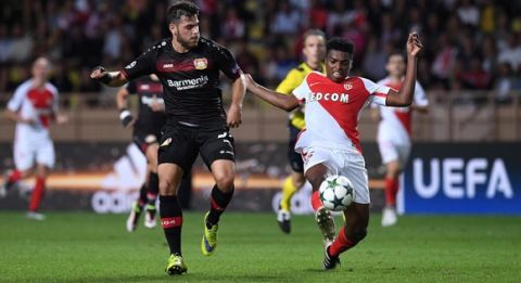 MONACO - SEPTEMBER 27:  Jemerson (R) of AS Monaco FC in action against Kevin Volland of Bayer 04 Leverkusen during the UEFA Champions League Group E match between AS Monaco FC and Bayer 04 Leverkusen at Louis II Stadium on September 27, 2016 in Monte Carlo, Monaco.  (Photo by Valerio Pennicino/Getty Images)