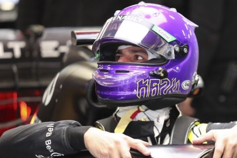 Renault's Daniel Ricciardo prepares for a Formula One pre-season testing session at the Barcelona Catalunya racetrack in Montmelo, outside Barcelona, Spain, Wednesday, Feb. 19, 2020. (AP Photo/Joan Monfort)