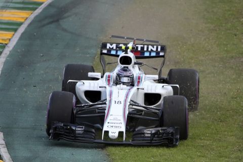Williams driver Lance Stroll of Canada steers his car off the circuit during qualifying for the Australian Formula One Grand Prix in Melbourne, Australia, Saturday, March 25, 2017. (AP Photo/Rick Rycroft)