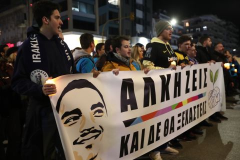Άλκης Καμπανός: "Τον χτύπησαν πέντε άτομα", κατέθεσε η ιατροδικαστής - Συγκλονιστική μαρτυρία