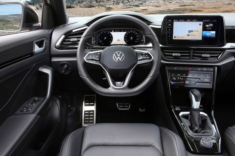 Το νέο Volkswagen T-Roc ήρθε στην Ελλάδα – Δείτε τις τιμές του ανανεωμένου SUV