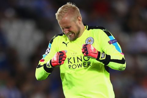 BRUGGE, BELGIUM - SEPTEMBER 14:  Kasper Schmeichel of Leicester City celebrates his teams opener during the UEFA Champions League match between Club Brugge KV and Leicester City FC at Jan Breydel Stadium on September 14, 2016 in Brugge, Belgium.  (Photo by Dean Mouhtaropoulos/Getty Images)