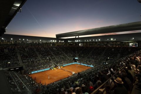 Η Caja Magica του Madrid Open σε αναμέτρηση μεταξύ Ράφα Ναδάλ και Στέφανου Τσιτσιπά