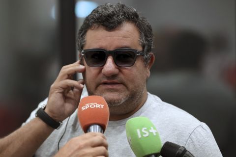 Mino Raiola speaks to the press during a official presentation of news recrues of Nice, on September 2, 2016 at the "Allianz Riviera" stadium in Nice, southeastern France.  AFP / VALERY HACHE
