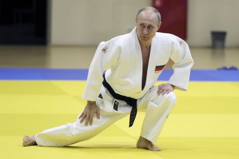 Ο Πρόεδρος της Ρωσίας, Βλάντιμιρ Πούτιν, παρακολουθεί προπόνηση της ρωσική εθνικής ομάδας τζούντο