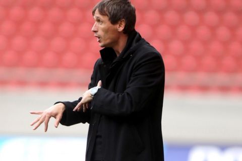 Στοΐνοβιτς: "Μετά το 3-0 έπεσε η ψυχολογία μας"