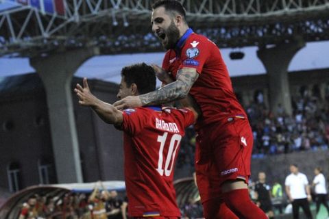 Ο Μπαρσεγκιάν πανηγυρίζει γκολ της Αρμενίας κόντρα στο Λίχτενσταϊν το 2019.