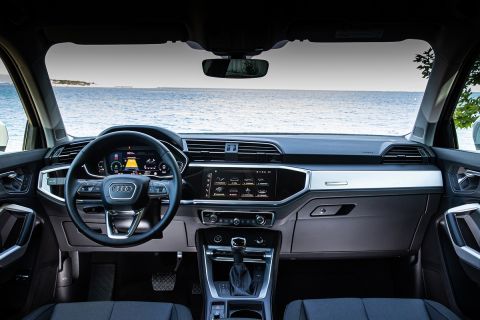 Το εσωτερικό του νέου Audi Q3 TFSI e