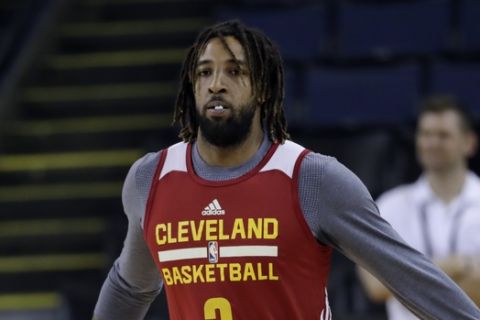 Cleveland Cavaliers' Derrick Williams (3) warms up during an NBA basketball practice, Wednesday, May 31, 2017, in Oakland, Calif. The Cavaliers face the Golden State Warriors in Game 1 of the NBA Finals on Thursday in Oakland. (AP Photo/Marcio Jose Sanchez)