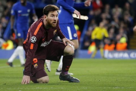 Barcelona's Lionel Messi during the Champions League round of sixteen first leg soccer match between Chelsea and Barcelona at Stamford Bridge stadium in London, Tuesday, Feb. 20, 2018.(AP Photo/Frank Augstein)