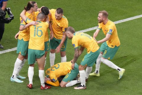 Ο Γκούντγουιν πανηγυρίζει γκολ του στο Γαλλία - Αυστραλία