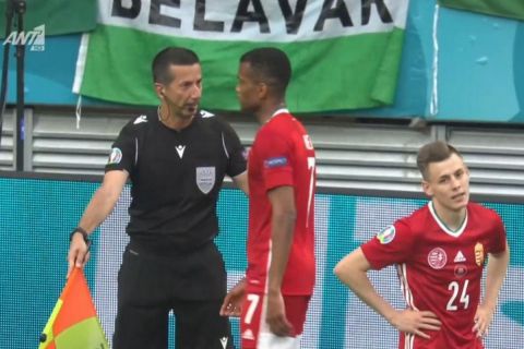 Οι παίκτες της Ουγγαρίας διαμαρτύρονται στην αναμέτρηση με την Πορτογαλία | 16 Ιουνίου 2021