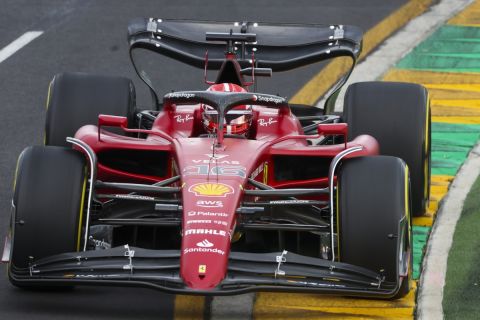Formula 1, GP Αυστραλίας: Ο Λεκλέρ πήρε τη σκυτάλη από τον Σάινθ στο δεύτερο μέρος των ελεύθερων δοκιμών