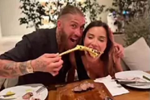 Ο Σέρχιο Ράμος με τη σύζυγό του τρώνε "χρυσή" μπριζόλα