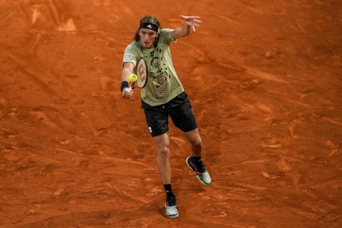 Ο Στέφανος Τσιτσιπάς κόντρα Αντρέι Ρούμπλεφ στο Mutua Madrid Open