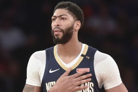 New Orleans Pelicans forward Anthony Davis (23) in the fourth quarter of an NBA basketball game, Friday, Nov. 23, 2018, in New York. (AP Photo/Howard Simmons)