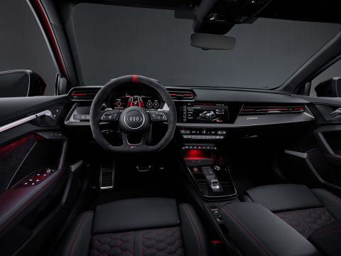 Το εσωτερικό του Audi RS2