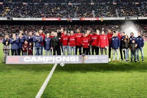 Ο Ναβάρο και η παρέα του στο Camp Nou