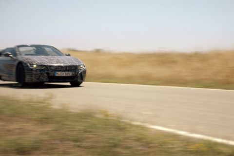 Δείτε το νέο BMW i8 Roadster
