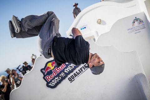 Red Bull Art of Motion: 108 freerunners διεκδίκησαν την πρόκριση 