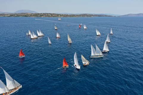 10 Χρόνια Spetses Classic Yacht Regatta: Η επετειακή διοργάνωση χάρισε μοναδικές συγκινήσεις