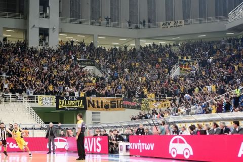 Η ΑΕΚ επιβραβεύει τους οπαδούς που πήγαν στην Κωνσταντινούπολη