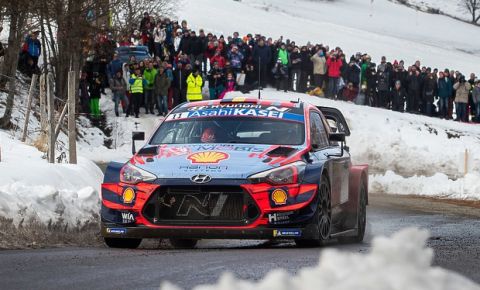 WRC: Ποδαρικό με νίκη ο Νεβίλ στο Μόντε Κάρλο