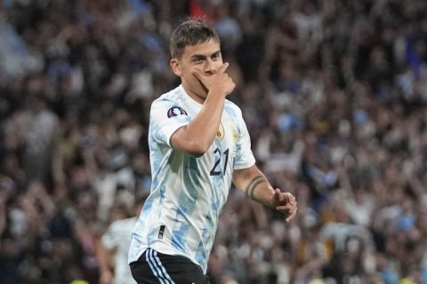 Ο Πάουλο Ντιμπάλα πανηγυρίζει γκολ της Αργεντινής στο Finalissima κόντρα στην Ιταλία | 1 Ιουνίου 2022
