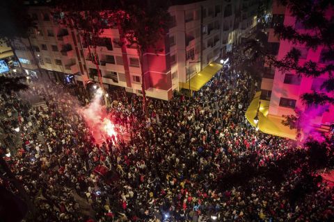 Χιλιάδες Μαροκινοί ξεχύθηκαν στους δρόμους