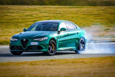 Από 35.400 ευρώ η Alfa Romeo Giulia 