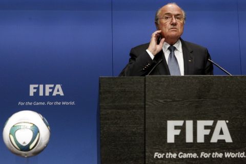 Μπλάτερ: "Δύσκολοι οι επόμενοι μήνες για την FIFA"