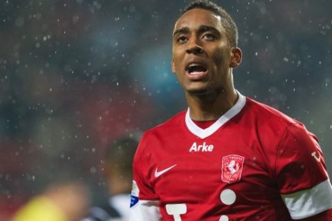 Leroy Fer of FC Twente during the Dutch Eredivisie match between FC Twente and Heracles Almelo at the Grolsch Veste on December 14, 2012 in Enschede, The Netherlands.(Photo by VI Images via Getty Images)