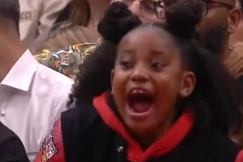 NBA: Η κόρη του ΝτεΡόζαν έπαθε... οπαδό της Μπασκόνια, ούρλιαζε σε κάθε βολή των Ράπτορς και έγινε viral