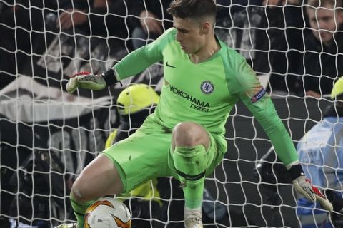 Chelsea's goalkeeper Kept Arrizabalaga saves the fourth penalty shot by Frankfurt's Martin Hinteregger during the Europa League semifinal second leg soccer match between FC Chelsea and Eintracht Frankfurt at Stamford Bridge stadium in London, Thursday, May 9, 2019. Chelsea won the shootout and will play the final. (AP Photo/Alastair Grant)