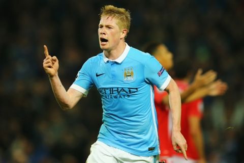 MANCHESTER, ENGLAND - OCTOBER 21:  Kevin De Bruyne of Manchester City celebrates scoring his team's second goal during the UEFA Champions League Group D match between Manchester City and Sevilla at Etihad Stadium on October 21, 2015 in Manchester, United Kingdom.  (Photo by Richard Heathcote/Getty Images)