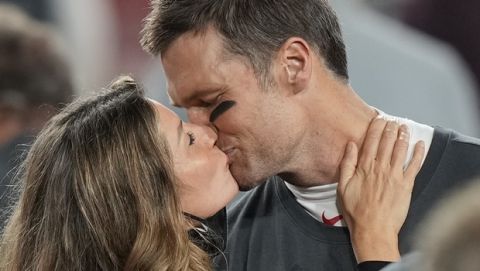 Super Bowl: Τα φιλιά του Tom Brady στην σύζυγό του, Ζιζέλ