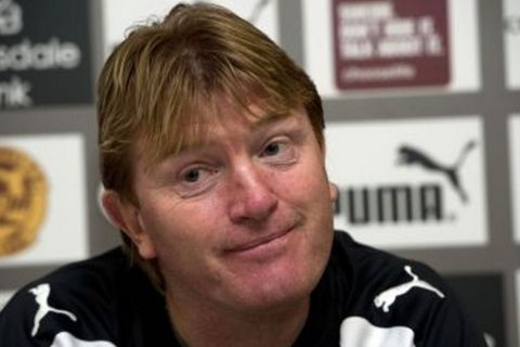 10/02/11
FIR PARK - MOTHERWELL
Motherwell manager Stuart McCall prepares for his side's forthcoming SPL clash with Rangers
