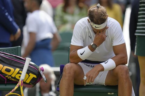 Ο Ραφαέλ Ναδάλ στον προημιτελικό με τον Τέιλορ Φρίτς στο Wimbledon