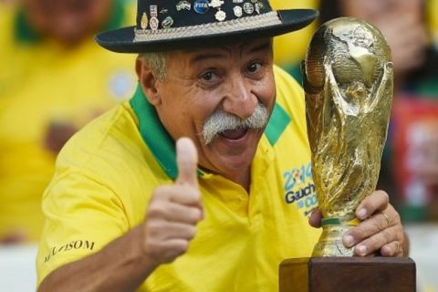 "Έφυγε" ο πιο πιστός οπαδός της εθνικής Βραζιλίας