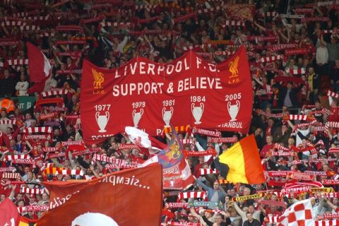 Pic Colin Lane
Liverpool vs Chelsea Champions league..The Kop in full colour